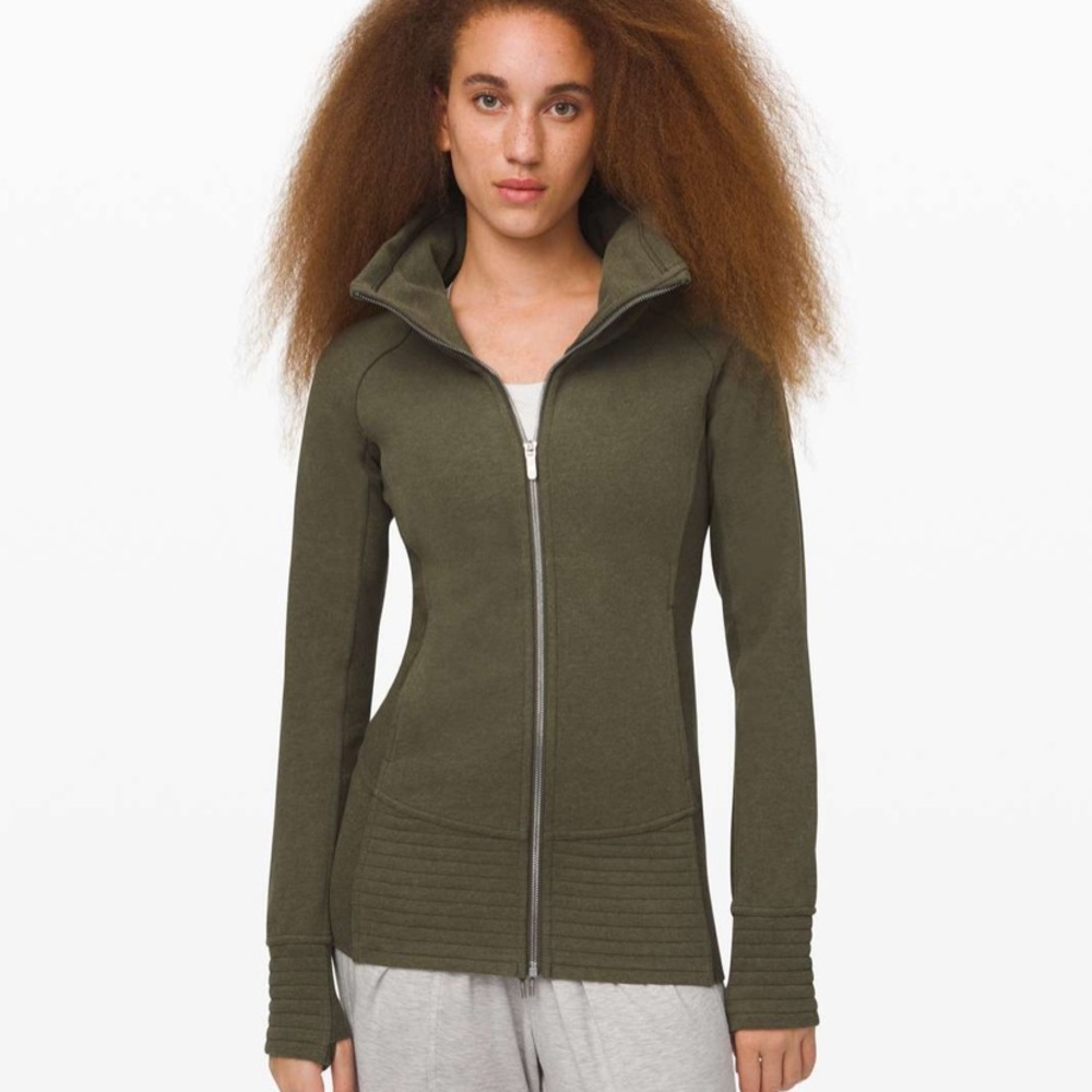 Lululemon Radiant Jacket - Size 8 - green - EUC